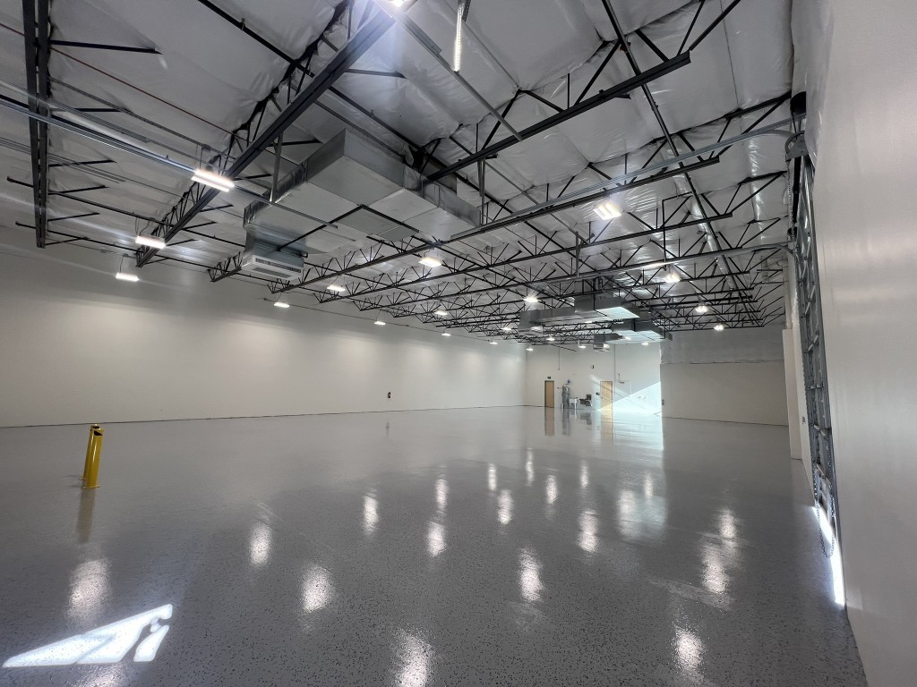 Pecos 17 industrial interior photo