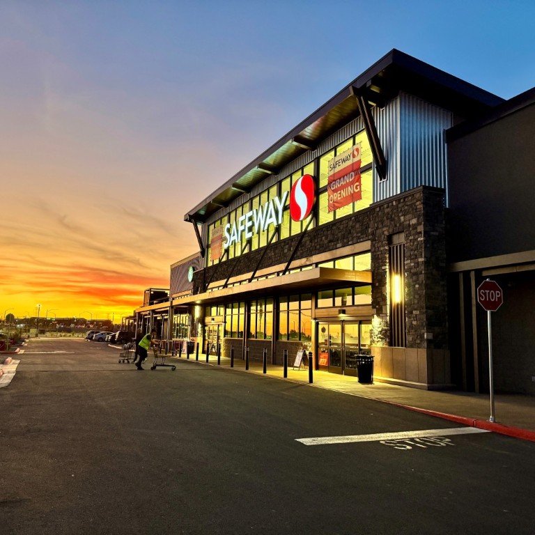 Trailhead Retail Safeway exterior at sunset
